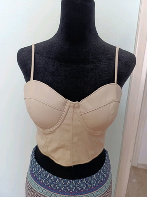 Amisu corset top new, size M, beige leatherette