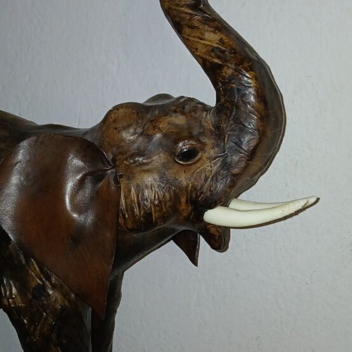 Elephant decorative large used 47x43cm with ear tear