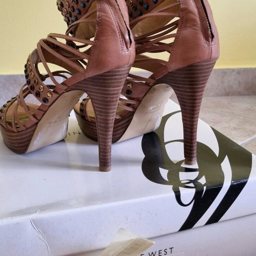 Nine West sandals used size 37 brown with multicolor stones