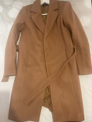 Wool coat used camel with belt Only
