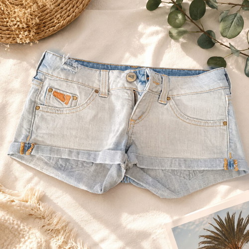 Staff Jeans & Co. women's denim shorts size 27 like new, light blue
