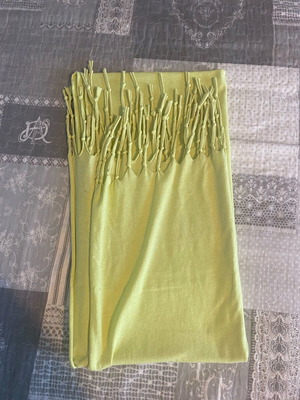 Lime pareo-scarf like new, lime color