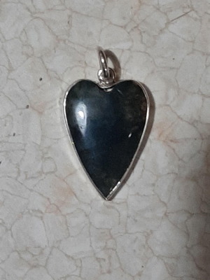 Pendant in 925 silver with moss agate heart, new