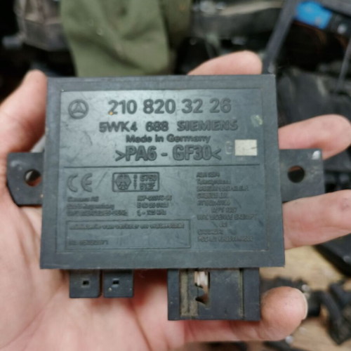 Immobilizer module 2108203226 for Mercedes-Benz W210