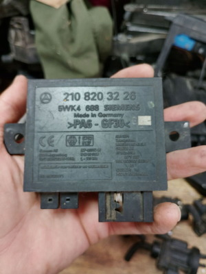 Immobilizer module 2108203226 for Mercedes-Benz W210