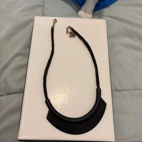 Black matte pendant like new