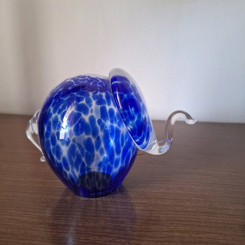 Crystal Art Glass elephant like new, size 16x12, dark purple