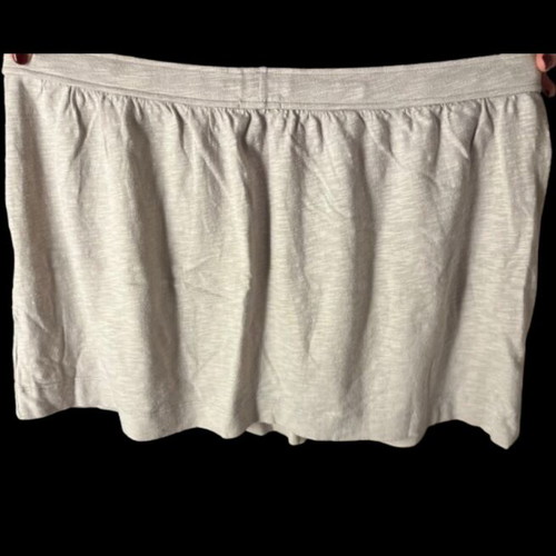 American Vintage skirt grey size Large in like new condition