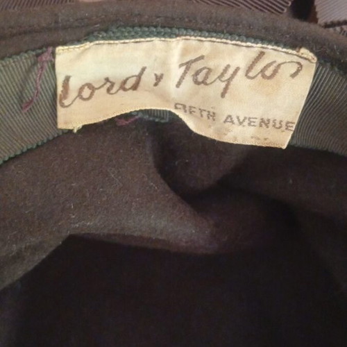 Vintage women's wool felt hat Lord & Taylor New York 1940s used