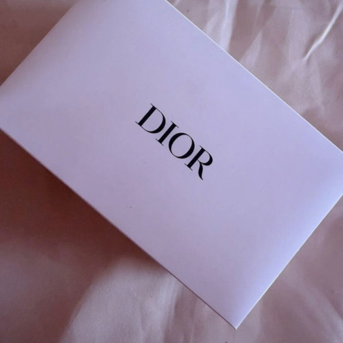 Dior Beauty Pink Patent CD Pouch new with box