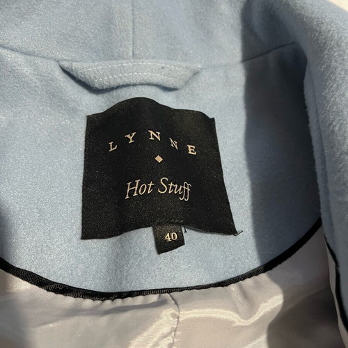 Lynne coat size small, like new, baby blue