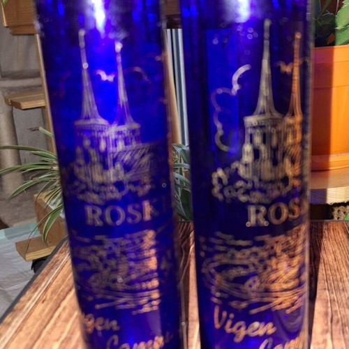 Vases in blue and gold like new, colored glass from Denmark