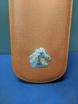 Leather tie case like new with silver plaque brown