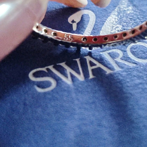 Swarovski ring new 925 silver plated with bright zircons
