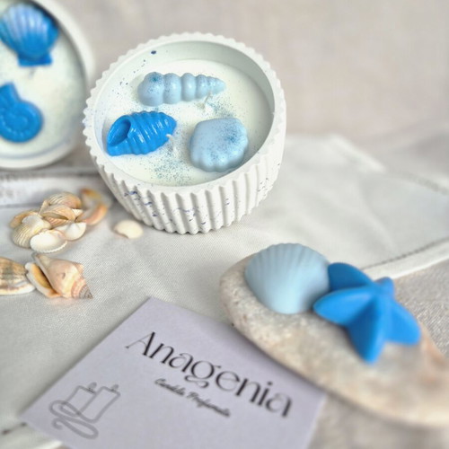 Ocean Breeze Soy Candle in Handmade Porcelain Jar 200g