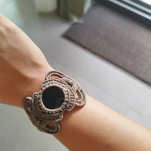 Handmade macrame bracelet like new with semi-precious stone