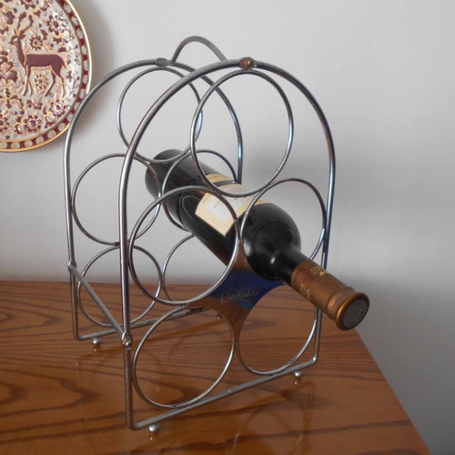 Metal wine rack for 5 bottles like new