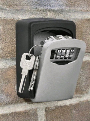 Key Safe wall-mounted key box new with access code