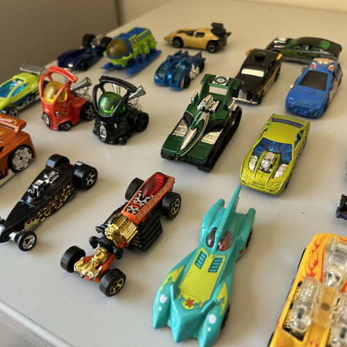Hot Wheels metallic toy cars used, set of 29