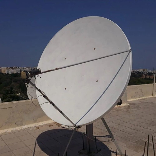 Channel Master 180cm satellite dish like new with stainless steel mount