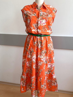 Summer orange dress with green leather belt like new
