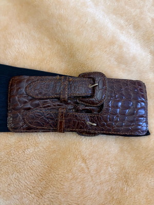 Women's belt used, adjustable leather and elastic