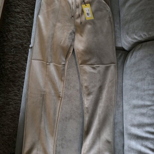 Suede pants beige new size M