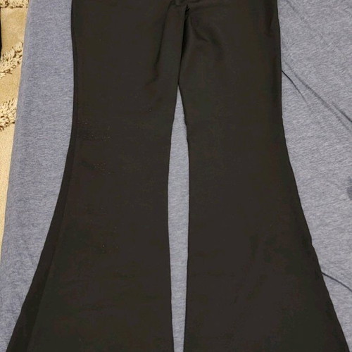 Pants size M like new, black, elastic fabric