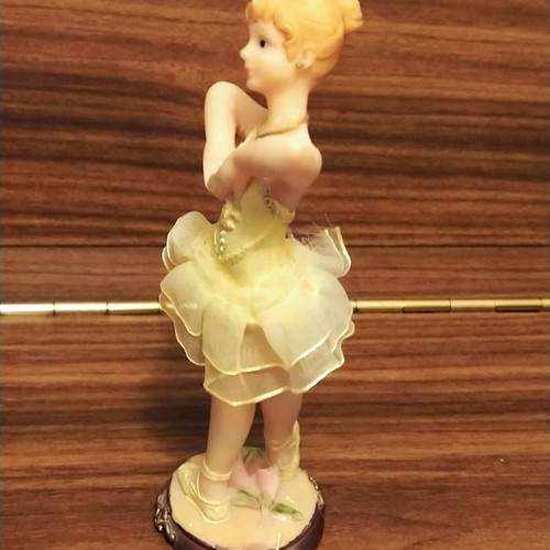 Vintage decorative ballerina ceramic used
