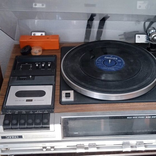 Stereo turntable used with radio and cassette