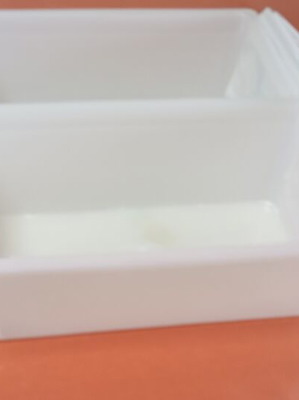Storage containers like new, 2 large rectangular 29x16
