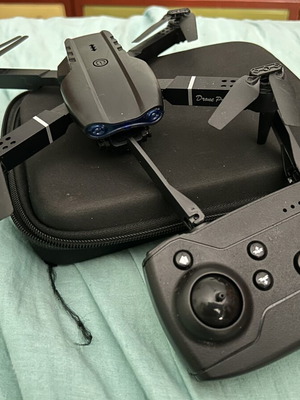 Drone Pro foldable drone with camera and carrying case like new
