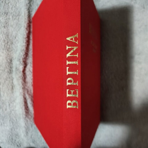 Vergina: The Royal Tombs book by Manolis Andronikos, like new