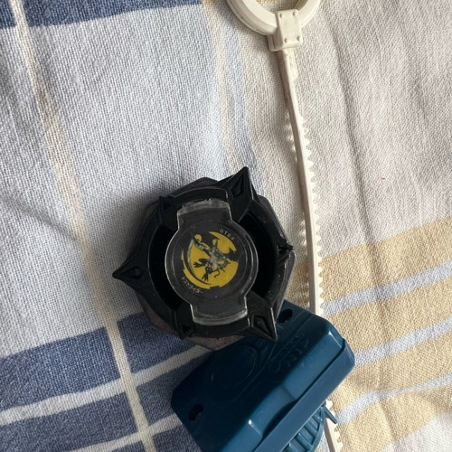 Beyblade first season used spinning tops with launcher