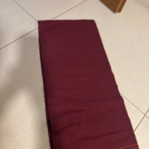 Scarf used like new, red