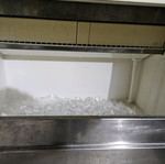 Karamco ice maker used, perfect operation, large bin