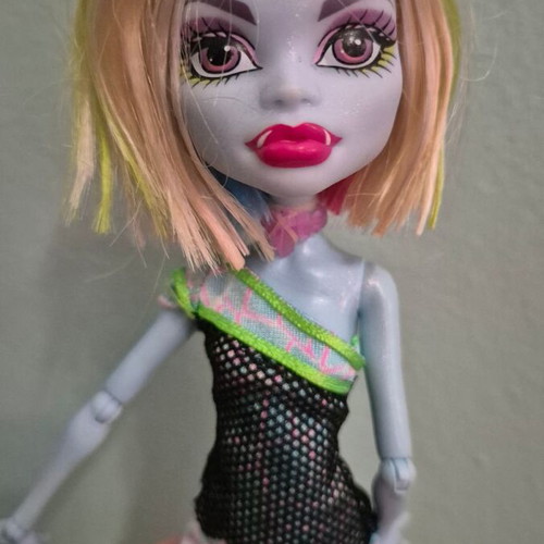 Monster High Abbey Roller Maze doll used