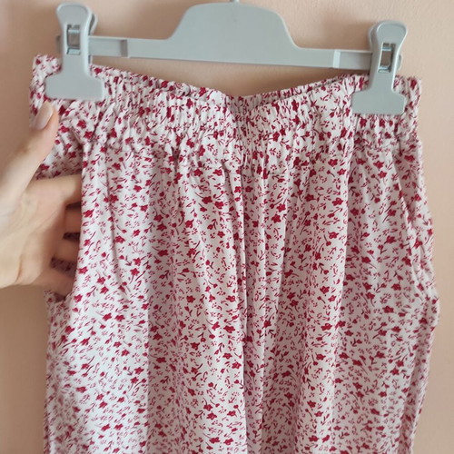Summer set crop top and palazzo pants in white with red flowers like new