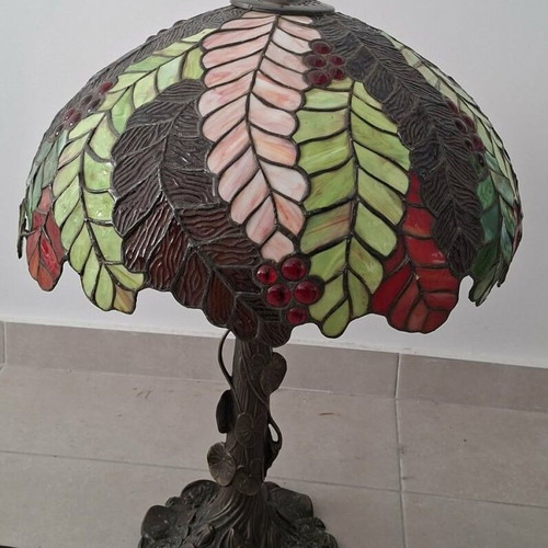 Tiffany's collectible lamp used large size