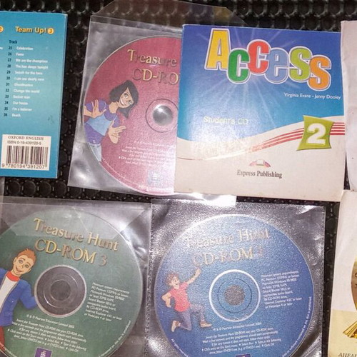Macmillan Laser 12 CD ROM collection like new