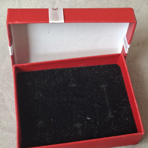 Jewelry box like new, red