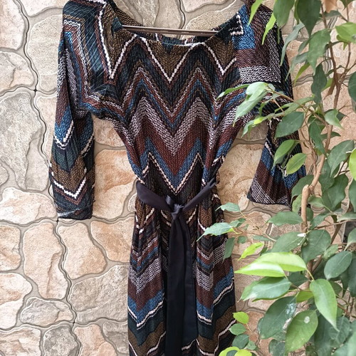 Simbolo pleated dress one size like new with belt and 3/4 sleeves