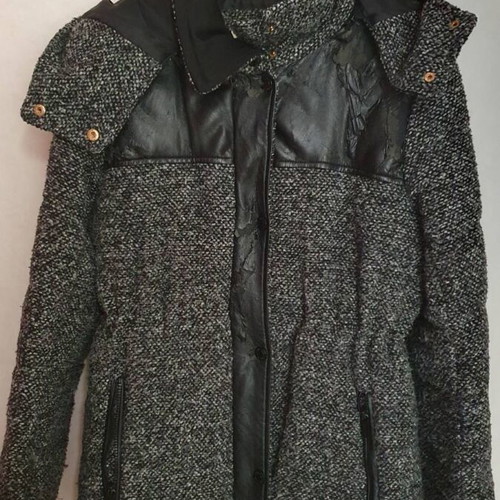 Lynne jacket with hood used, size L, black and white