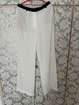 Zara white pants size S like new