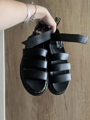 Dr. Martens Blaire sandals like new, EU36, black