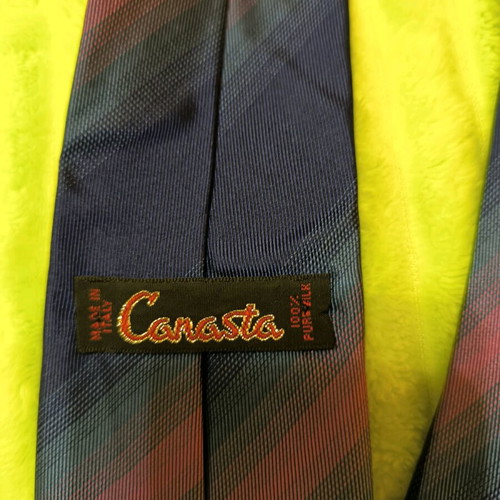 Men's Italian silk tie like new