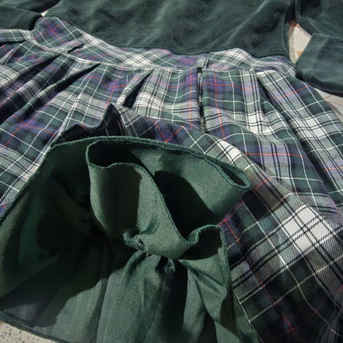 Velvet dress with plaid skirt for girl 12 years, like new, green
