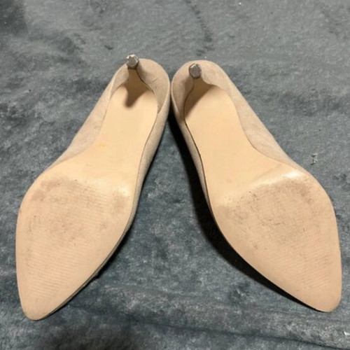 Beige suede pumps with gold studs H&M like new, size 39
