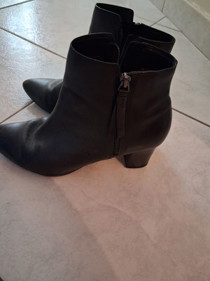 Clarks ankle boots, black, size 38