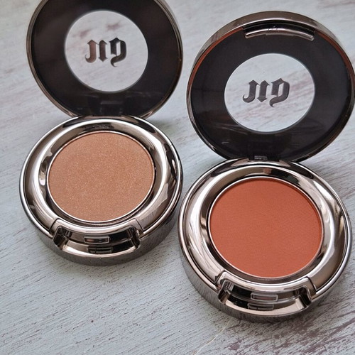 Urban de can eyeshadows new, 2 pieces